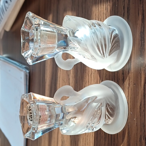 Frosted 24% Lead Crystal Glass Swan Candlestick set of two, 4" tall - Picture 1 of 3